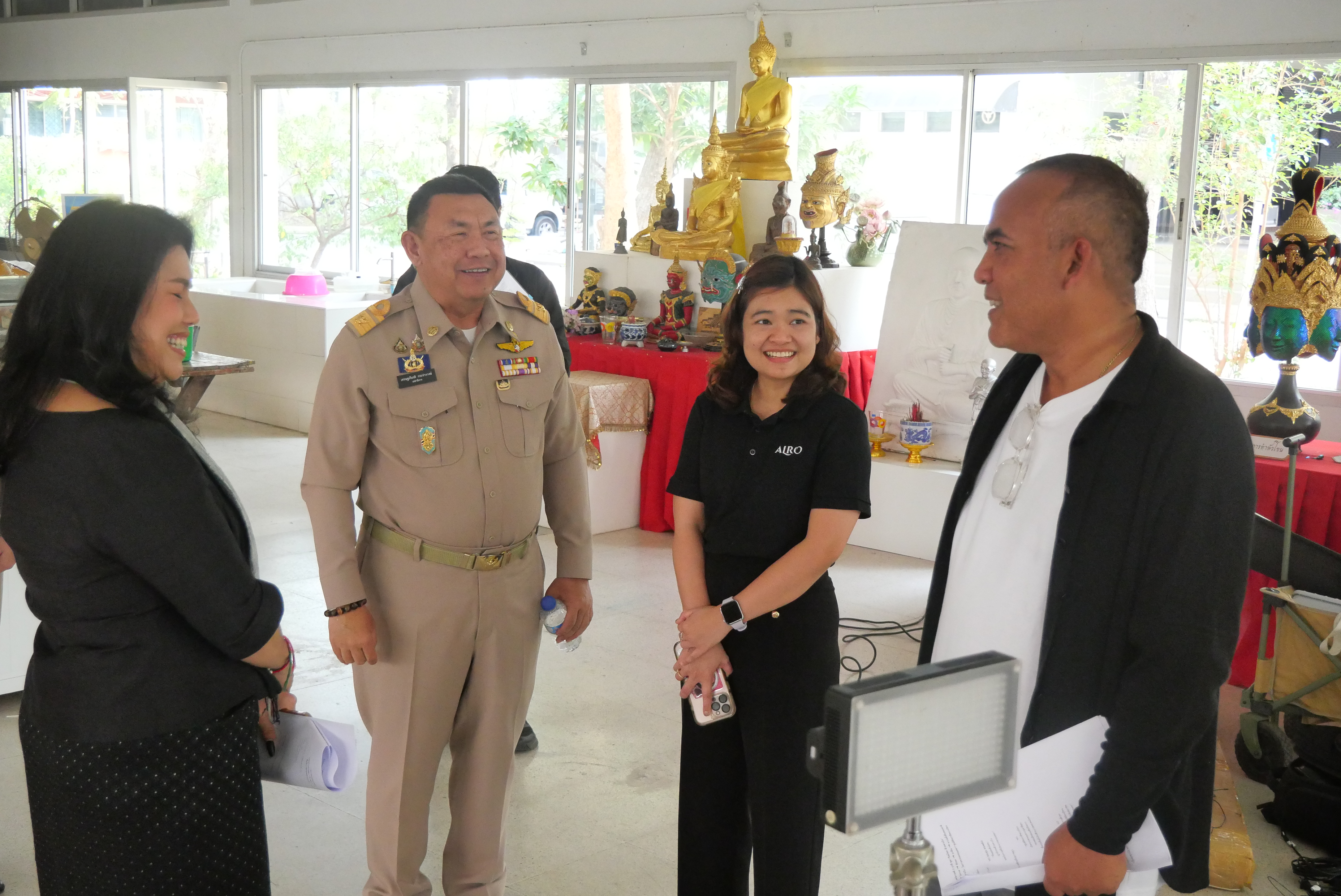 title - เลขาธิการ ส.ป.ก. บันทึกเทปให้สัมภาษณ์ภาพยนตร์สารคดีชุด “สืบสาน สร้างสุข ปวงประชา” และตรวจติดตามการดำเนินงานในพื้นที่เขตปฏิรูปที่ดิน ณ จังหวัดพระนครศรีอยุธยา